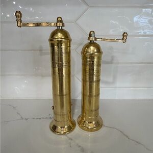 OPHELIA GREEK SALT + PEPPER MILLS, SET OF 2